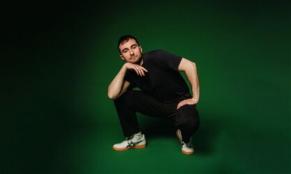 Eddy Hare: No More Mr Niece Guy (Eddy Hare: Už nebudu sympaťák)