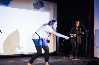 FRINGE CLUB: FRINGEARAOKE